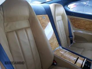 2005 Bentley Continental GT GT z VIN SCBCR63W25C029921, wystawiony jako Copart lot #70390602 z przebiegiem 90 067 mil mil oraz . Historia ofert i sprzedaży dostępna na DreamBid. Obrazek 10.