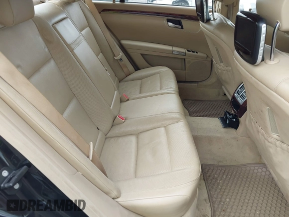 2010 Mercedes-Benz S 550 with VIN WDDNG8GB8AA328534, listed as a IAAI auction lot 42246844 with 221,107 mi miles and . Bid and sale history available at DreamBid. Image 8.