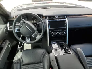 2017 Land Rover Discovery HSE with VIN SALRRBBK6HA013695, listed as a Copart auction lot 73830504 with 0 mi miles and Non Repairable. Bid and sale history available at carsss.com. Image 8.