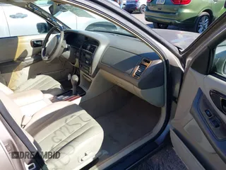 1998 Toyota Avalon XL with VIN 4T1BF18BXWU270417, listed as a IAAI auction lot 40597252 with 278,211 mi miles and . Bid and sale history available at DreamBid. Image 5.