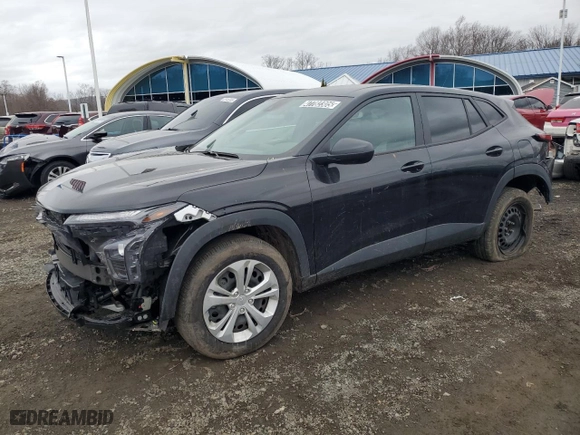 2024 Chevrolet Trax LS with VIN KL77LFE22RC194249, listed as a Copart auction lot 47782305 with 9,863 mi miles and Salvage Title. Bid and sale history available at carsss.com. Image 1.