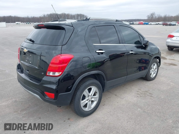 2020 Chevrolet Trax LT with VIN KL7CJLSBXLB003682, listed as a IAAI auction lot 41841753 with 114,624 mi miles and . Bid and sale history available at DreamBid. Image 4.