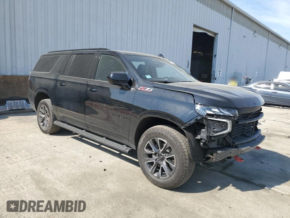 2024 Chevrolet Suburban Z71 z VIN 1GNSKDKD1RR116799, wystawiony jako Copart lot #53435185 z przebiegiem 23 697 mil mil oraz Szkoda całkowita • Salvage title. Historia ofert i sprzedaży dostępna na DreamBid. Obrazek 4.