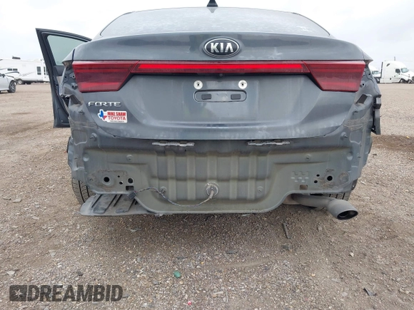 2021 Kia Forte LXS with VIN 3KPF24AD9ME358627, listed as a IAAI auction lot 42106430 with 56,589 mi miles and . Bid and sale history available at DreamBid. Image 6.