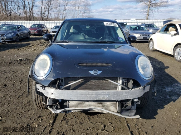 2015 MINI Cooper Hardtop 4 Door S with VIN WMWXU3C57FT892389, listed as a Copart auction lot 44304325 with 91,697 mi miles and Salvage Title. Bid and sale history available at carsss.com. Image 5.