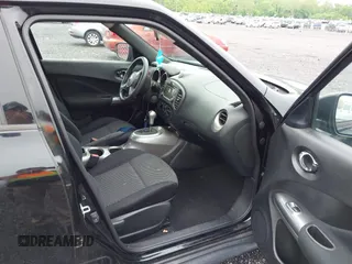 2015 Nissan Juke SV z VIN JN8AF5MV6FT555181, wystawiony jako IAAI lot #42261053 z przebiegiem 167 587 mil mil oraz . Historia ofert i sprzedaży dostępna na DreamBid. Obrazek 5.