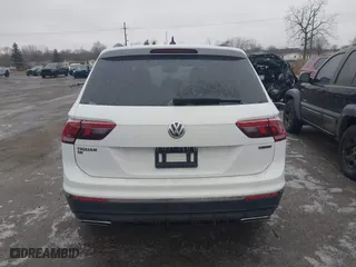 2020 Volkswagen Tiguan SE with VIN 3VV2B7AX2LM086681, listed as a IAAI auction lot 41522520 with 47,862 mi miles. Bid and sale history available at carsss.com. Image 16.