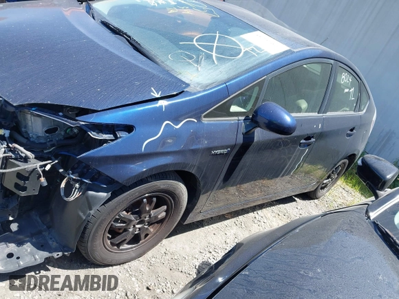 2015 Toyota Prius Four with VIN JTDKN3DUXF1937207, listed as a IAAI auction lot 41239892 with 162,140 mi miles and . Bid and sale history available at DreamBid. Image 15.