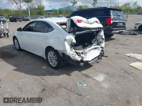 2014 Lexus ES 350 with VIN JTHBK1GG2E2092248, listed as a IAAI auction lot 41589999 with 170,808 mi miles. Bid and sale history available at carsss.com. Image 3.