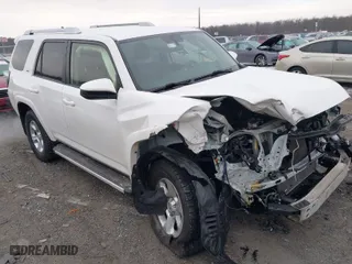 2017 Toyota 4Runner SR5 with VIN JTEBU5JR0H5451303, listed as a IAAI auction lot 41351962 with 68,872 mi miles. Bid and sale history available at carsss.com. Image 1.