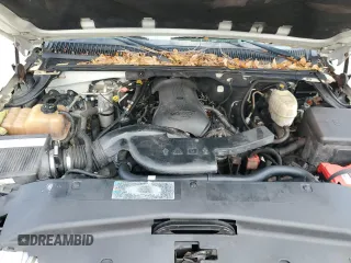 2005 Cadillac Escalade ESV z VIN 3GYFK66N95G204884, wystawiony jako Copart lot #46892595 z przebiegiem Nie podano mil oraz Szkody całkowita. Historia ofert i sprzedaży dostępna na DreamBid. Obrazek 12.