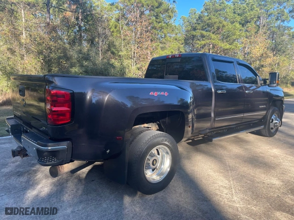2016 Chevrolet Silverado 3500HD LTZ with VIN 1GC4K0C88GF102148, listed as a Copart auction lot 53585335 with 234,717 mi miles and Salvage Title. Bid and sale history available at carsss.com. Image 4.
