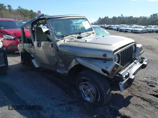 2004 Jeep Wrangler Sahara with VIN 1J4FA59S14P772264, listed as a IAAI auction lot 41814074 with 165,750 mi miles. Bid and sale history available at carsss.com. Image 1.