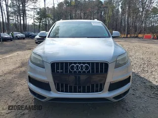 2015 Audi Q7 3.0T S line Prestige with VIN WA1DGAFE9FD001990, listed as a IAAI auction lot 41704132 with 108,118 mi miles. Bid and sale history available at carsss.com. Image 12.