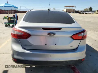 2014 Ford Focus SE with VIN 1FADP3F25EL198447, listed as a Copart auction lot 52953205 with 132,523 mi miles and Salvage Title. Bid and sale history available at carsss.com. Image 6.