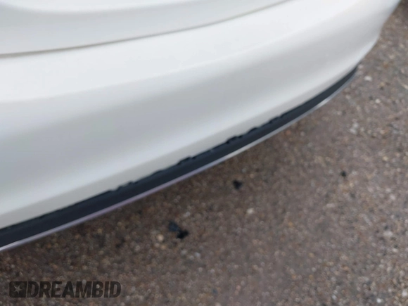 2019 Mercedes-Benz C 300 with VIN 55SWF8DB0KU284459, listed as a IAAI auction lot 40895273 with Not provided miles and . Bid and sale history available at DreamBid. Image 6.