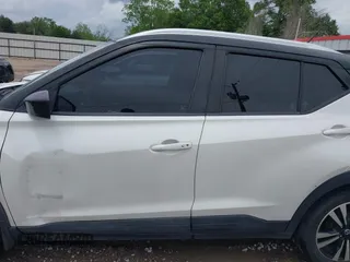 2020 Nissan Kicks SV z VIN 3N1CP5CV5LL527197, wystawiony jako IAAI lot #42099579 z przebiegiem 80 482 mil mil oraz . Historia ofert i sprzedaży dostępna na DreamBid. Obrazek 15.