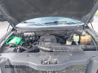 2004 Ford F-150 XL с VIN 1FTPX12504FA23905, выставлен на аукционе IAAI как лот 42321422 с пробегом 222 307 миль миль и . История ставок и продаж доступна на DreamBid. Изображение 10.