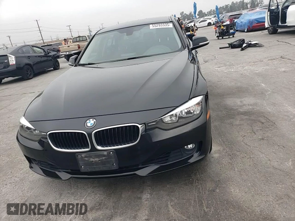 2013 BMW 3 Series 328i z VIN WBA3C1C55DF438319, wystawiony jako Copart lot #55293335 z przebiegiem 88 100 mil mil oraz Szkoda całkowita • Salvage title. Historia ofert i sprzedaży dostępna na DreamBid. Obrazek 13.