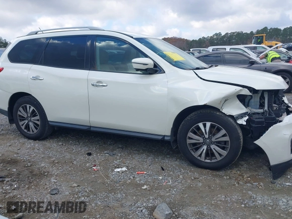 2017 Nissan Pathfinder SV z VIN 5N1DR2MN9HC656258, wystawiony jako IAAI lot #41010118 z przebiegiem 154 944 mil mil oraz . Historia ofert i sprzedaży dostępna na DreamBid. Obrazek 13.