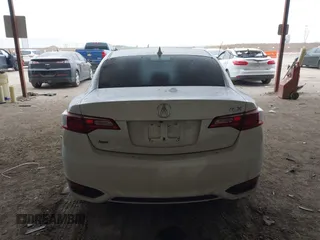 2016 Acura ILX z VIN 19UDE2F38GA023113, wystawiony jako IAAI lot #41619210 z przebiegiem 90 451 mil mil oraz . Historia ofert i sprzedaży dostępna na DreamBid. Obrazek 17.
