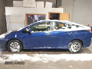 2018 Toyota Prius Two with VIN JTDKBRFU5J3059613, listed as a IAAI auction lot 41581314 with 142,505 mi miles and . Bid and sale history available at carsss.com. Image 14.