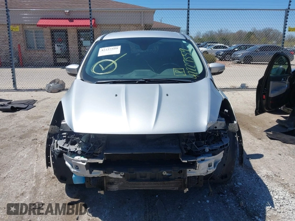 2013 Ford Escape SEL z VIN 1FMCU9H93DUA34811, wystawiony jako IAAI lot #42227559 z przebiegiem 126 495 mil mil oraz . Historia ofert i sprzedaży dostępna na DreamBid. Obrazek 13.