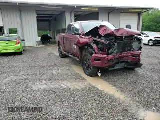 2017 Ram 2500 Big Horn z VIN 3C6UR5DL4HG648402, wystawiony jako Copart lot #53701995 z przebiegiem 112 348 mil mil oraz Szkoda całkowita • Salvage title. Historia ofert i sprzedaży dostępna na DreamBid. Obrazek 13.