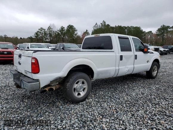 2015 Ford F-250 XL with VIN 1FT7W2AT1FEB50003, listed as a Copart auction lot 89136195 with 212,986 mi miles and Salvage title. Bid and sale history available at DreamBid. Image 3.