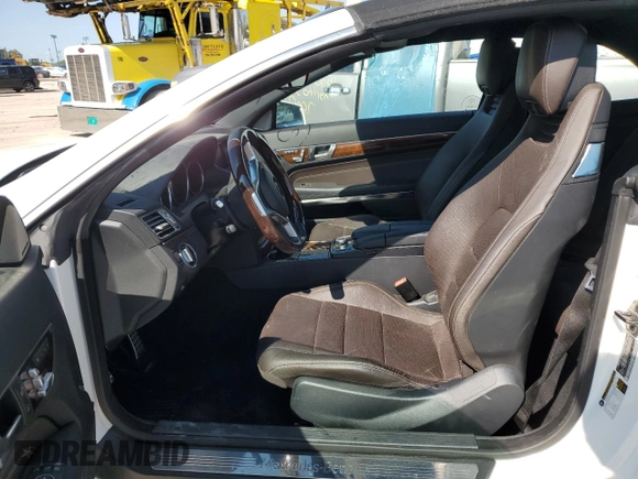 2016 Mercedes-Benz E 400 with VIN WDDKK6FF2GF317289, listed as a Copart auction lot 72568604 with 36,882 mi miles and Salvage Title. Bid and sale history available at carsss.com. Image 7.