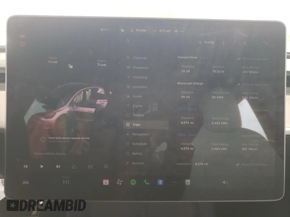 2024 Tesla Model Y z VIN 7SAYGDED2RF077262, wystawiony jako Copart lot #47797735 z przebiegiem 9 574 mil mil oraz Szkoda całkowita • Salvage title. Historia ofert i sprzedaży dostępna na DreamBid. Obrazek 9.