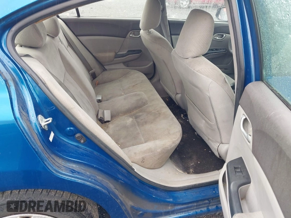 2012 Honda Civic LX z VIN 2HGFB2F54CH535126, wystawiony jako IAAI lot #42481363 z przebiegiem Nie podano mil oraz . Historia ofert i sprzedaży dostępna na DreamBid. Obrazek 8.