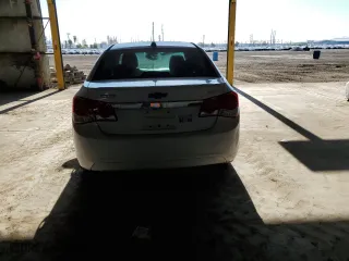 2015 Chevrolet Cruze LT with VIN 1G1PC5SB2F7169415, listed as a Copart auction lot 53782945 with 50,677 mi miles and Clean Title. Bid and sale history available at carsss.com. Image 6.