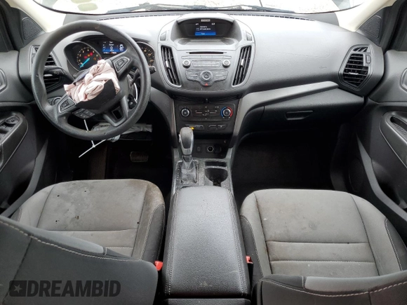 2017 Ford Escape S z VIN 1FMCU0F73HUB48990, wystawiony jako Copart lot #56843835 z przebiegiem 147 780 mil mil oraz Szkoda całkowita • Salvage title. Historia ofert i sprzedaży dostępna na DreamBid. Obrazek 8.