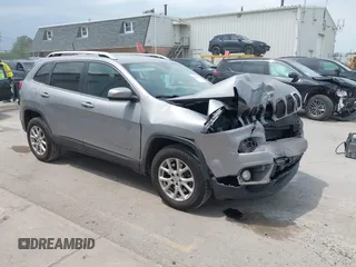 2016 Jeep Cherokee Altitude z VIN 1C4PJMCB9GW235715, wystawiony jako IAAI lot #42401451 z przebiegiem 138 720 mil mil oraz . Historia ofert i sprzedaży dostępna na DreamBid. Obrazek 1.
