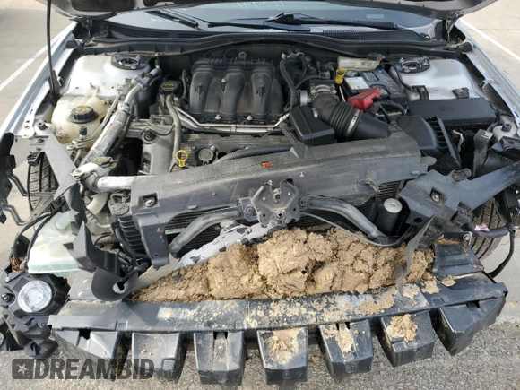 2011 Mercury Milan Premier with VIN 3MEHM0JG9BR605834, listed as a Copart auction lot 50241845 with 121,148 mi miles and Salvage title. Bid and sale history available at DreamBid. Image 12.