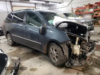 2006 Toyota Sienna XLE with VIN 5TDBA22C26S061865, listed as a Copart auction lot 84013334 with 0 mi miles and Salvage Title. Bid and sale history available at carsss.com. Image 4.