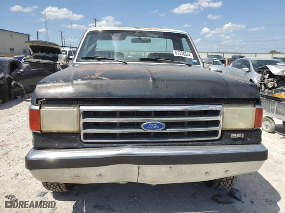 1990 Ford F-250 HD with VIN 1FTHF25G3LNB55796, listed as a Copart auction lot 67338344 with 12,057 mi miles and Salvage Title. Bid and sale history available at carsss.com. Image 5.