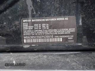 2014 BMW 3 Series 328i xDrive with VIN WBA3B5C55EP539916, listed as a IAAI auction lot 41636682 with 110,262 mi miles. Bid and sale history available at carsss.com. Image 9.