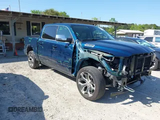 2023 Ram 1500 Limited z VIN 1C6SRFHT3PN635007, wystawiony jako IAAI lot #42019635 z przebiegiem 27 829 mil mil oraz . Historia ofert i sprzedaży dostępna na DreamBid. Obrazek 1.