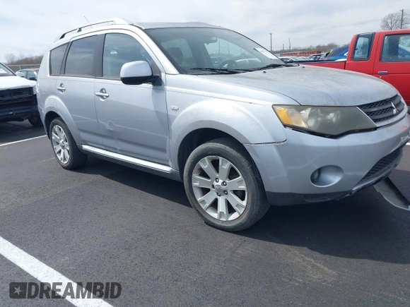2008 Mitsubishi Outlander SE z VIN JA4LT31W28Z012886, wystawiony jako IAAI lot #41867742 z przebiegiem 207 481 mil mil oraz . Historia ofert i sprzedaży dostępna na DreamBid. Obrazek 1.