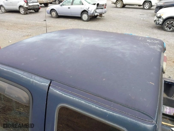 1994 Ford Ranger Splash with VIN 1FTCR14U9RPB93307, listed as a IAAI auction lot 41740206 with 222,691 mi miles. Bid and sale history available at carsss.com. Image 15.