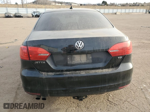 2014 Volkswagen Jetta TDI w/Premium with VIN 3VW3L7AJ7EM412700, listed as a Copart auction lot 82004544 with 157,399 mi miles and Salvage title. Bid and sale history available at DreamBid. Image 6.