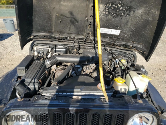 2002 Jeep Wrangler SE with VIN 1J4FA29P22P764181, listed as a Copart auction lot 76469364 with 134,275 mi miles and Salvage Title. Bid and sale history available at DreamBid. Image 11.