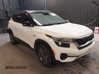 2022 Kia Seltos S z VIN KNDEUCAA8N7321186, wystawiony jako IAAI lot #39912227 z przebiegiem 15 066 mil mil oraz . Historia ofert i sprzedaży dostępna na DreamBid. Obrazek 1.