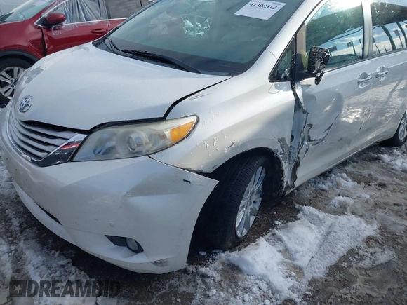 2013 Toyota Sienna XLE AAS with VIN 5TDYK3DC9DS380445, listed as a IAAI auction lot 41308312 with 174,325 mi miles and . Bid and sale history available at DreamBid. Image 6.