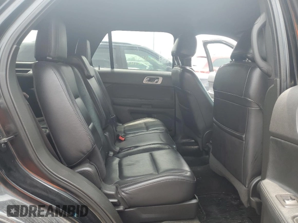 2014 Ford Explorer XLT z VIN 1FM5K8D80EGA41916, wystawiony jako Copart lot #59797115 z przebiegiem 161 617 mil mil oraz Czysty tytuł • Clean title. Historia ofert i sprzedaży dostępna na DreamBid. Obrazek 11.