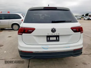 2024 Volkswagen Tiguan S with VIN 3VVRB7AX4RM026540, listed as a Copart auction lot 55816075 with 5,500 mi miles and Salvage title. Bid and sale history available at DreamBid. Image 6.
