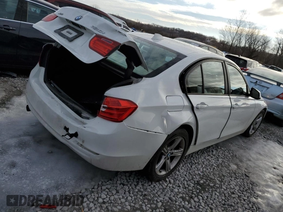 2015 BMW 3 Series 320i xDrive with VIN WBA3C3G51FNS73447, listed as a Copart auction lot 88642605 with 77,764 mi miles and Salvage Title. Bid and sale history available at carsss.com. Image 3.