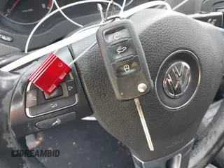 2013 Volkswagen Jetta SE with VIN 3VWDX7AJXDM373706, listed as a IAAI auction lot 42161655 with 202,471 mi miles and . Bid and sale history available at DreamBid. Image 11.